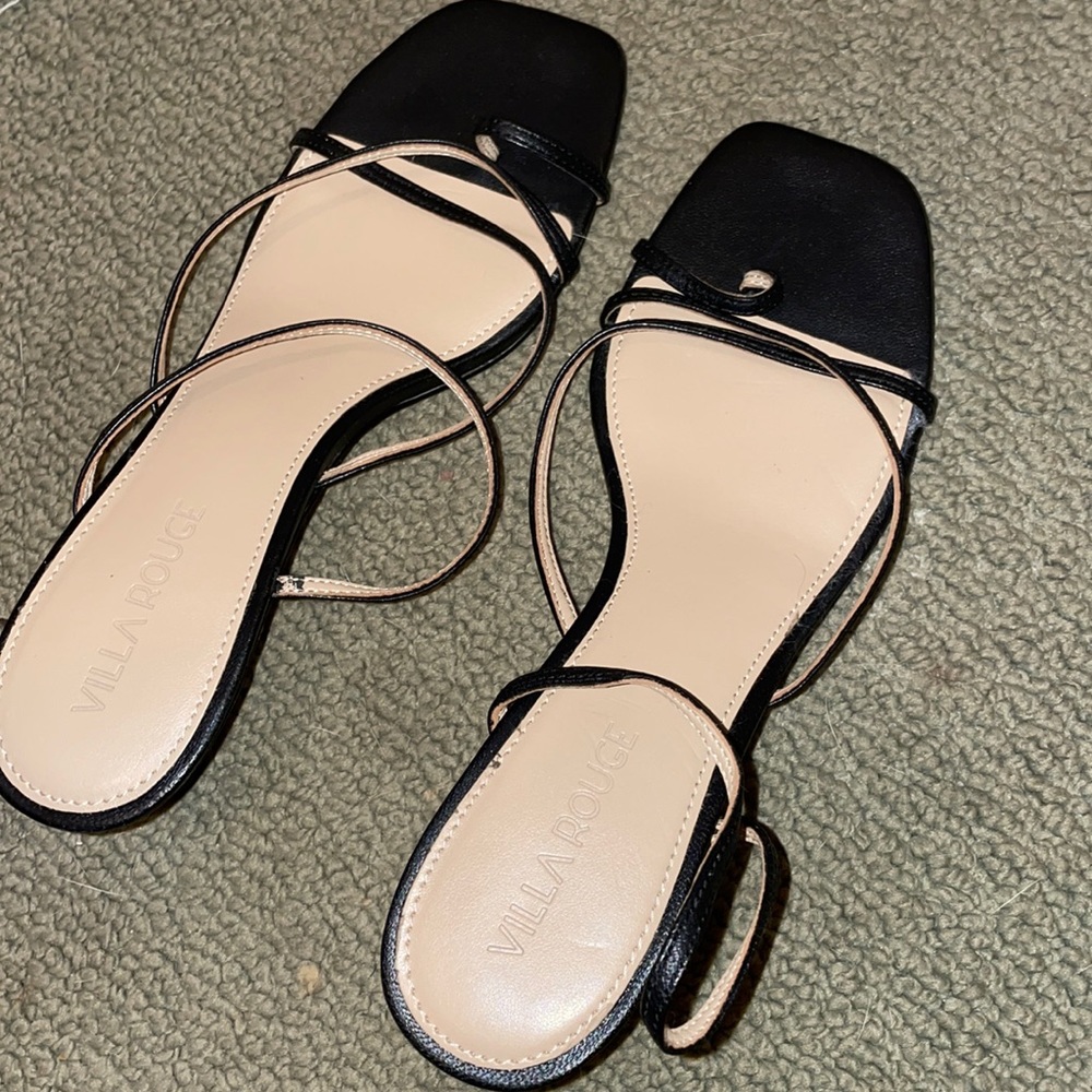 Villa rouge heels